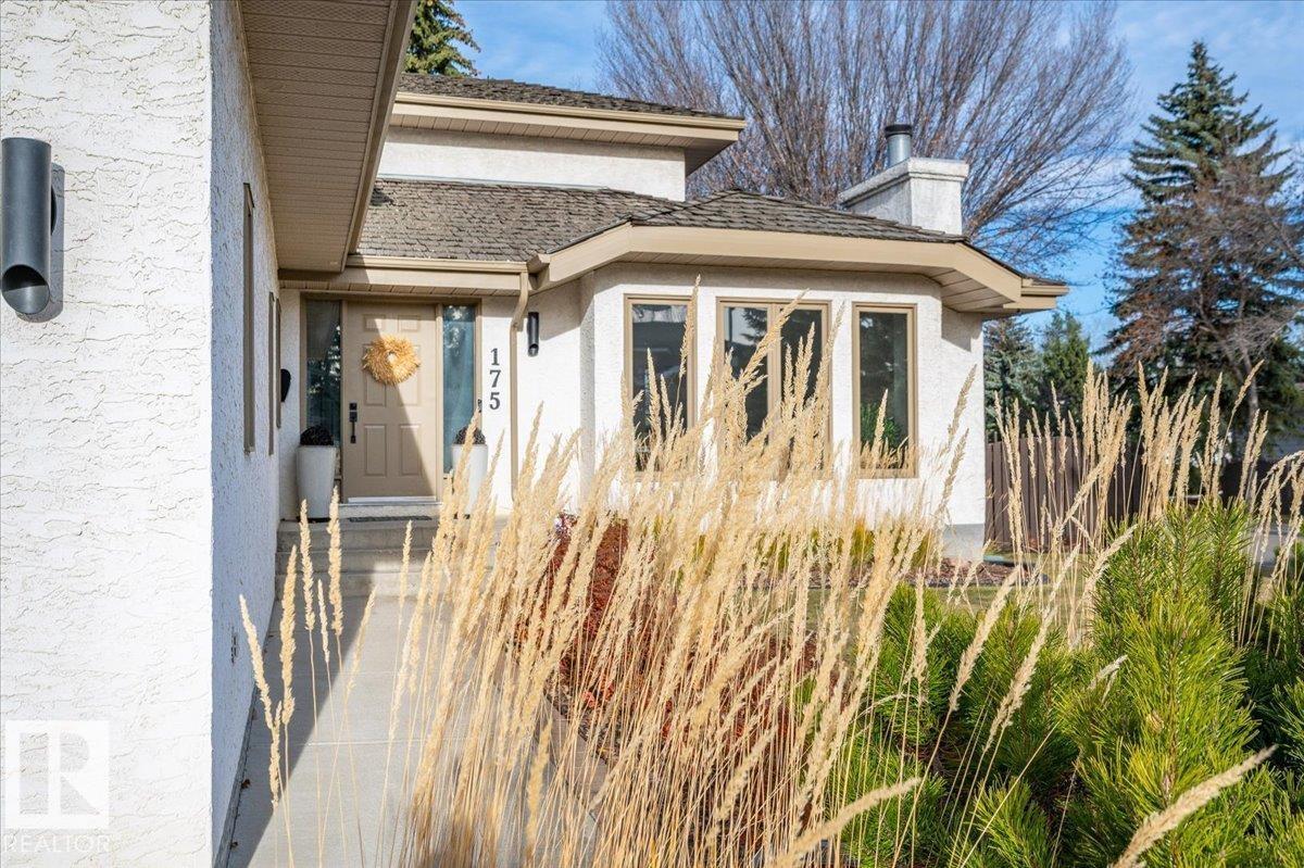 175 Roy St Nw, Edmonton, Alberta  T6R 2A9 - Photo 4 - E4464729