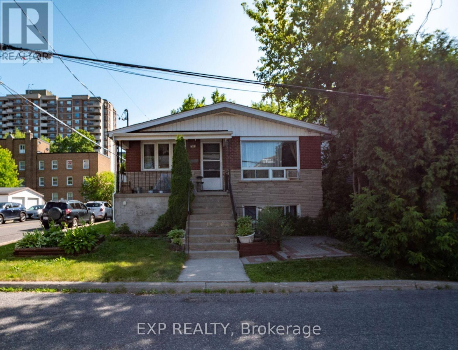 310 Patton Street, Ottawa, Ontario  K1L 6G4 - Photo 7 - X12510458