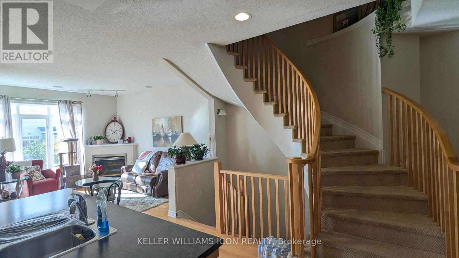 564 Remnor Avenue, Ottawa, Ontario  K2T 0A5 - Photo 12 - X12510462