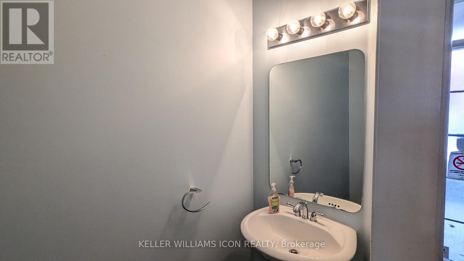 564 Remnor Avenue, Ottawa, Ontario  K2T 0A5 - Photo 5 - X12510462