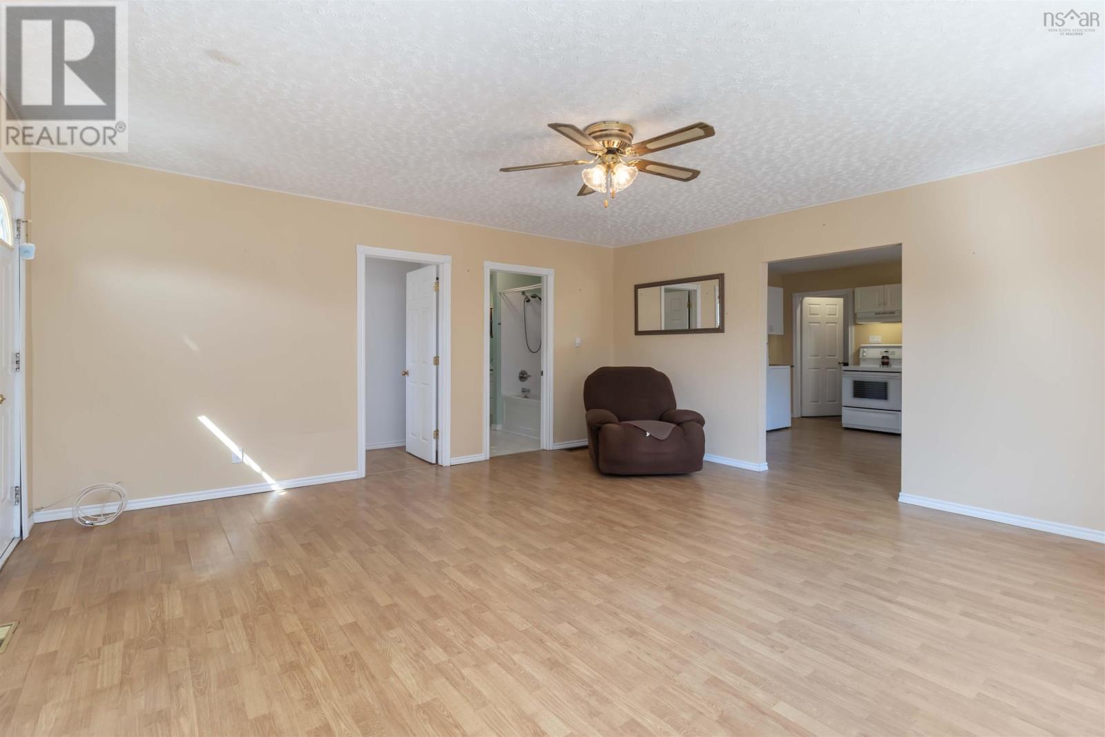 688 Cow Bay Road, Eastern Passage, Nova Scotia  B3G 1J7 - Photo 6 - 202523643