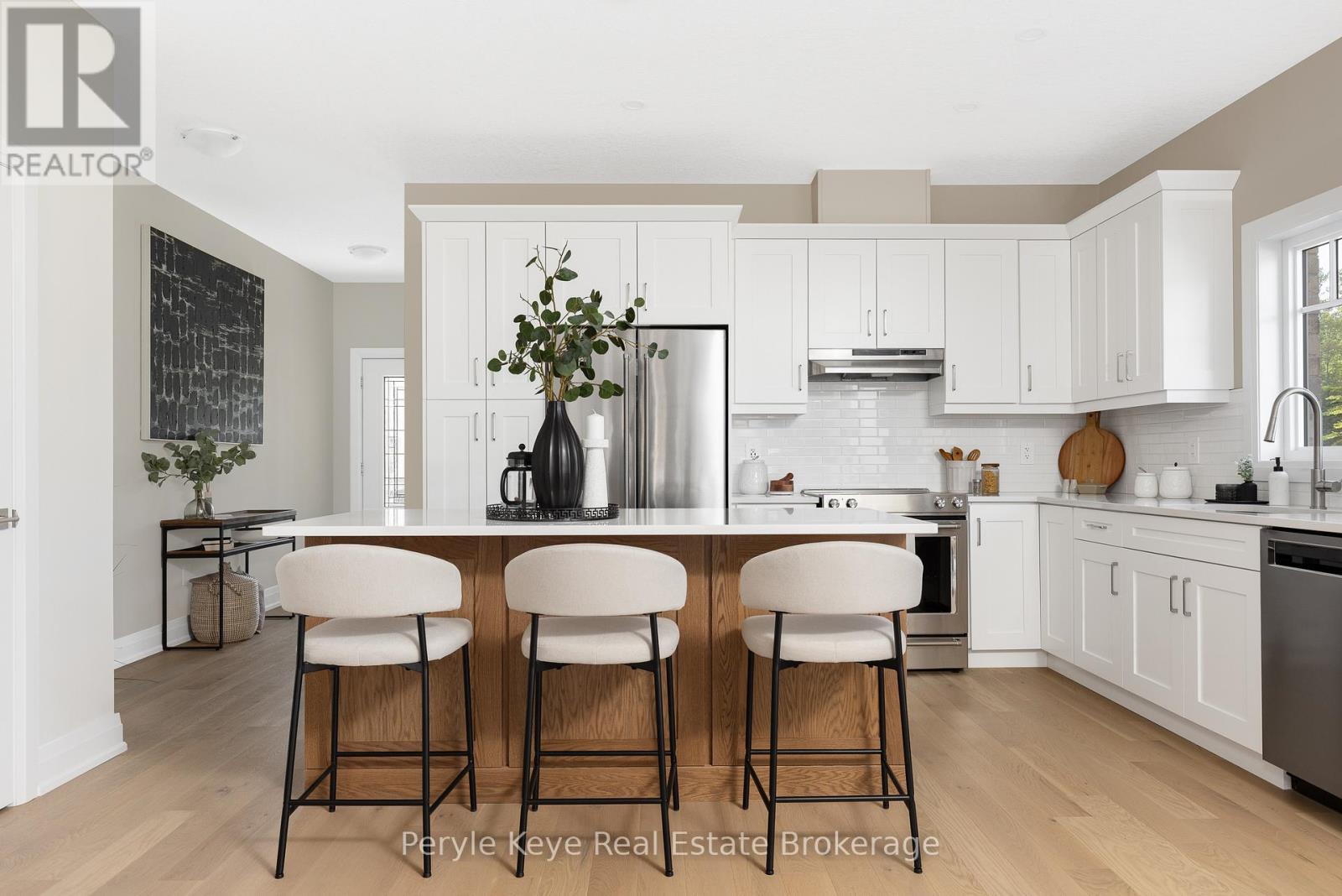 14 Charles Morley Boulevard, Huntsville, Ontario  P1H 0G5 - Photo 17 - X12451087