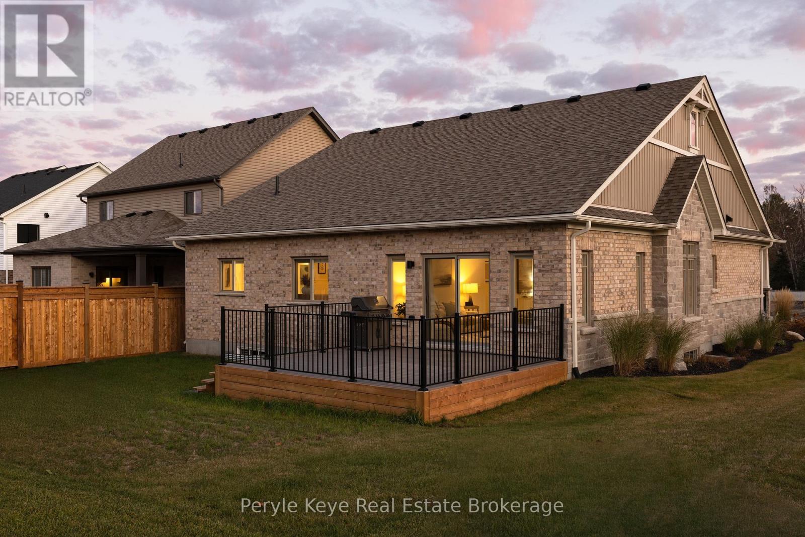 14 Charles Morley Boulevard, Huntsville, Ontario  P1H 0G5 - Photo 6 - X12451087