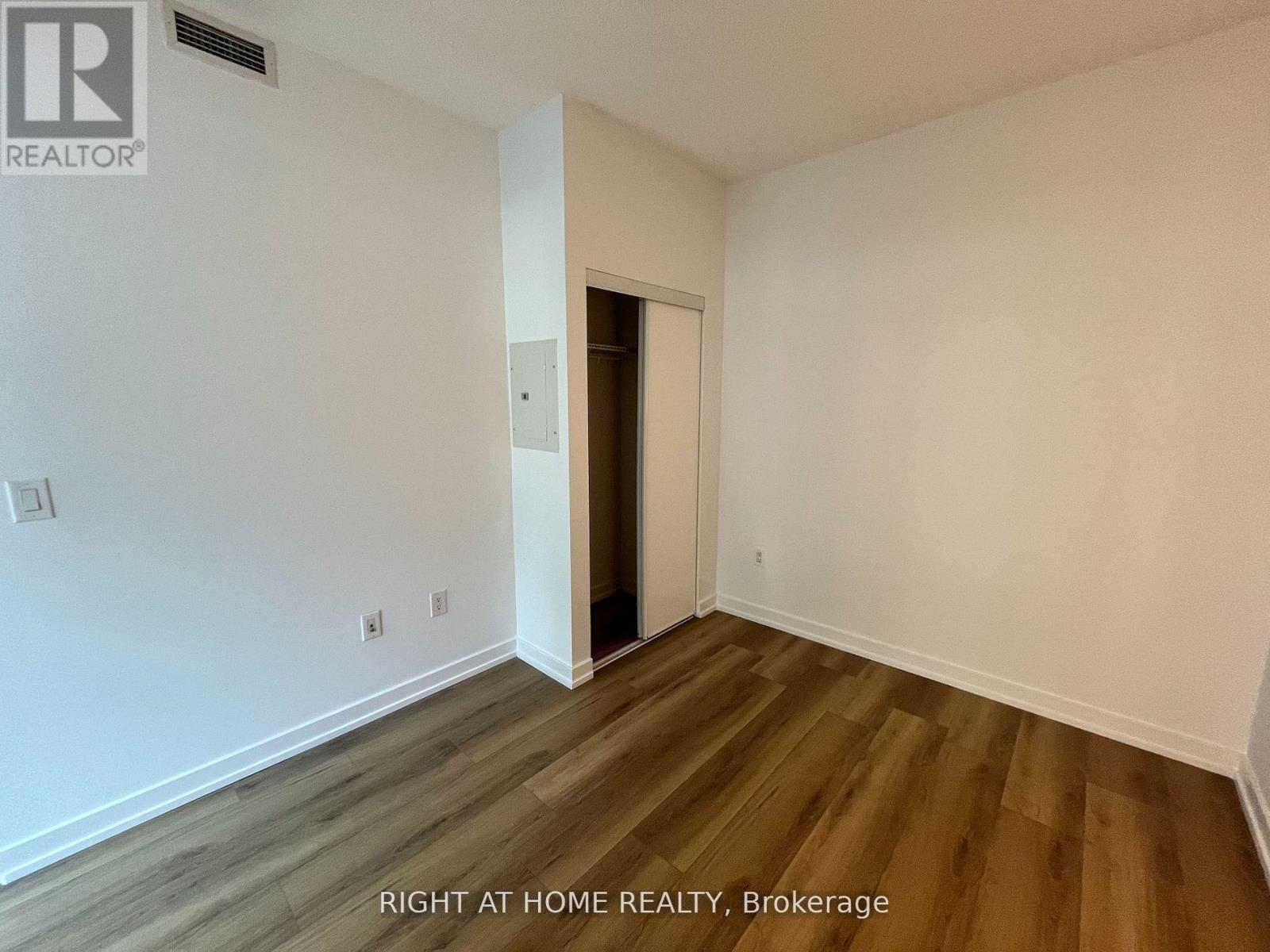 202 - 38 Dan Leckie Way, Toronto, Ontario  M5V 2V6 - Photo 26 - C12510468