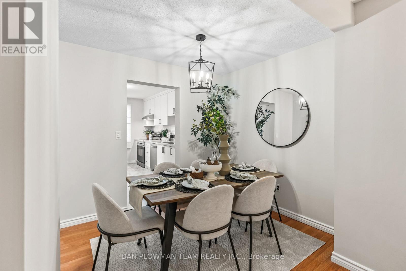 1092 Central Park Boulevard N, Oshawa, Ontario  L1G 7G8 - Photo 10 - E12510460