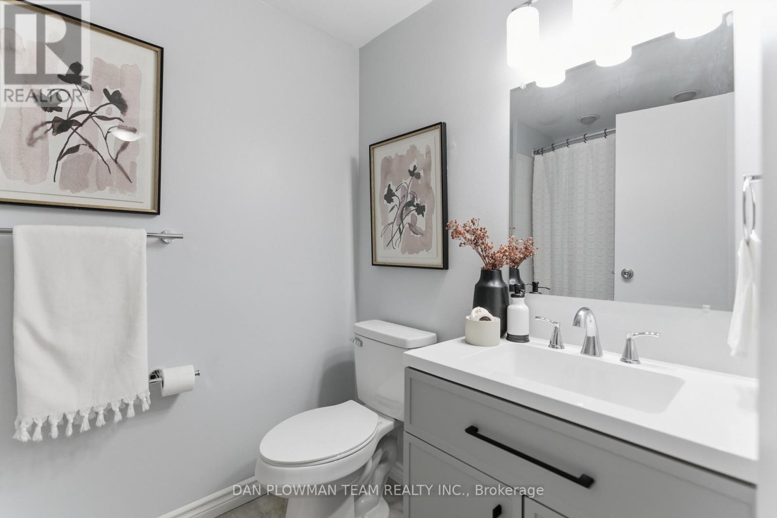 1092 Central Park Boulevard N, Oshawa, Ontario  L1G 7G8 - Photo 20 - E12510460