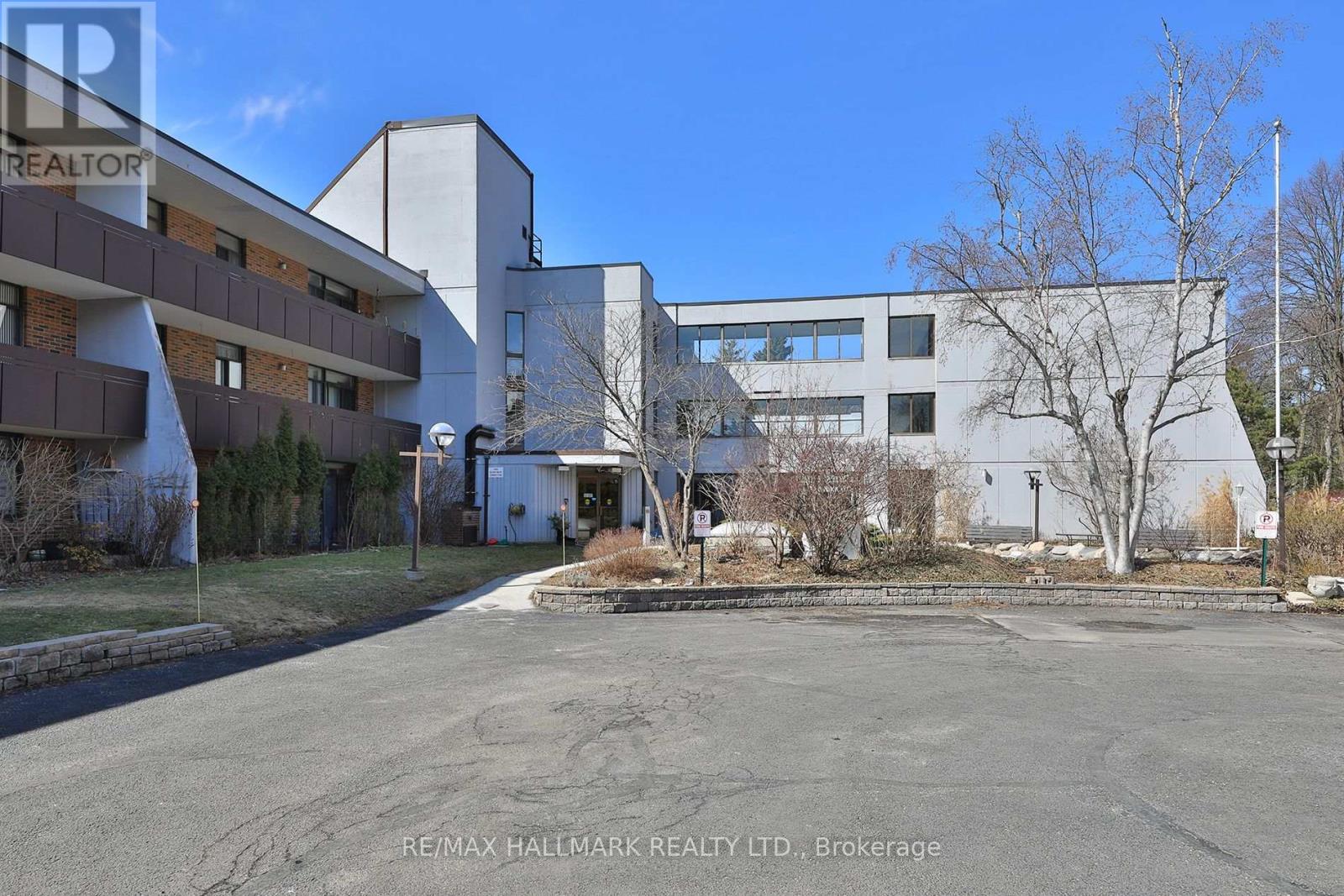1-304 - 50 Old Kingston Road, Toronto, Ontario  M1E 4Y1 - Photo 2 - E12510486