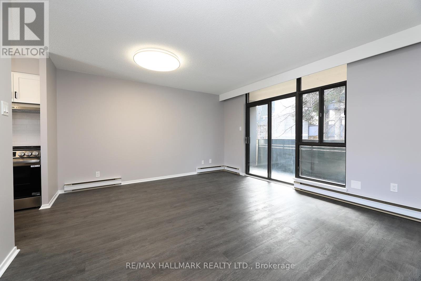 1-304 - 50 Old Kingston Road, Toronto, Ontario  M1E 4Y1 - Photo 3 - E12510486