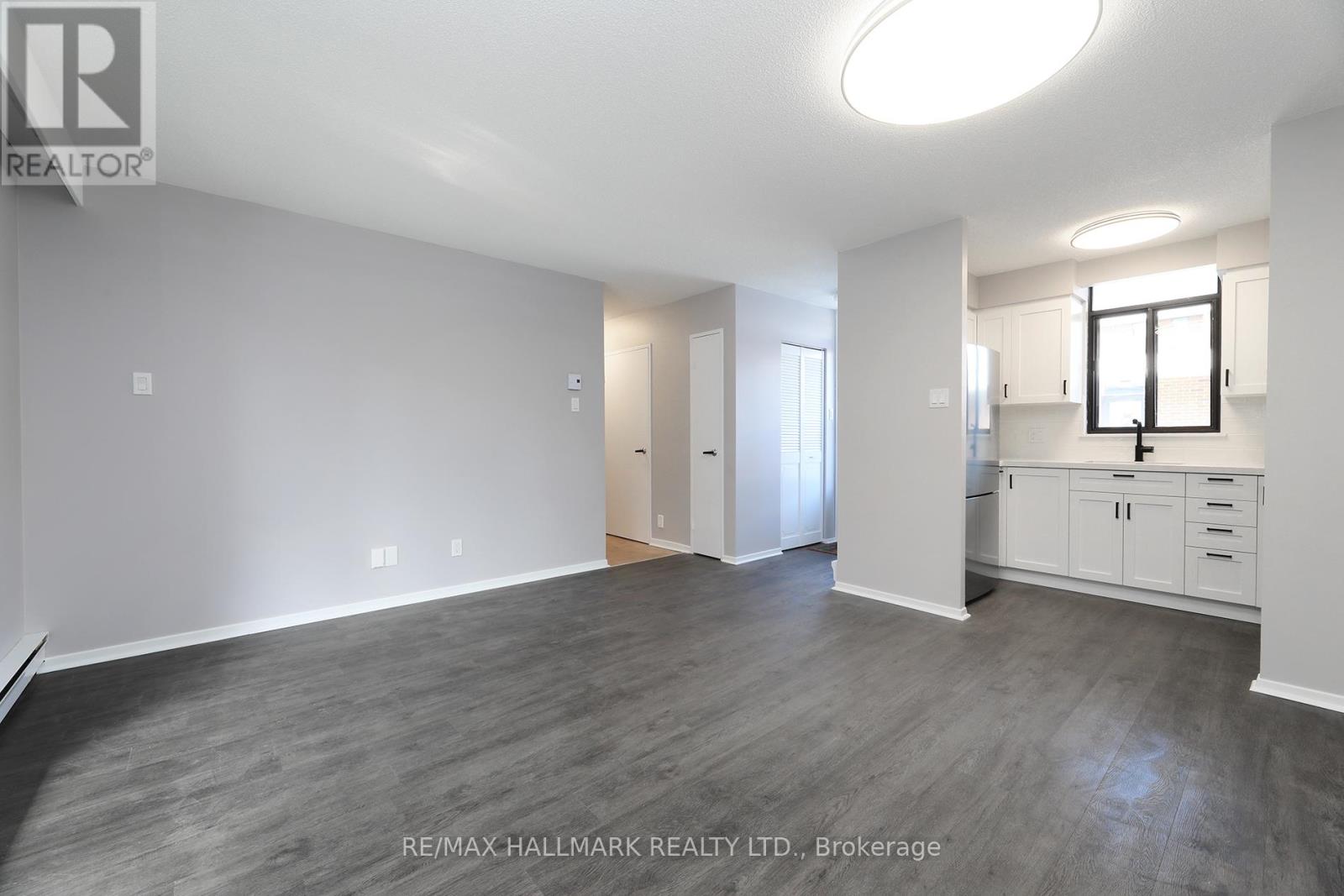 1-304 - 50 Old Kingston Road, Toronto, Ontario  M1E 4Y1 - Photo 5 - E12510486