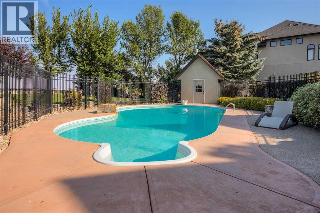 210 Sandstone Place S, Lethbridge, Alberta  T1K 8C9 - Photo 10 - A2267147