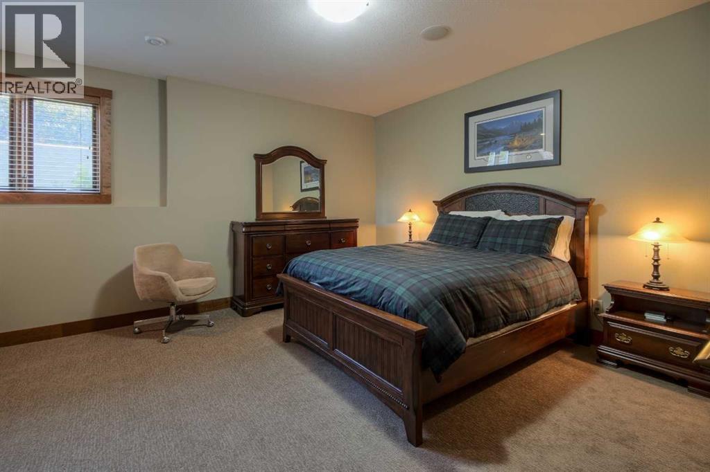 210 Sandstone Place S, Lethbridge, Alberta  T1K 8C9 - Photo 45 - A2267147