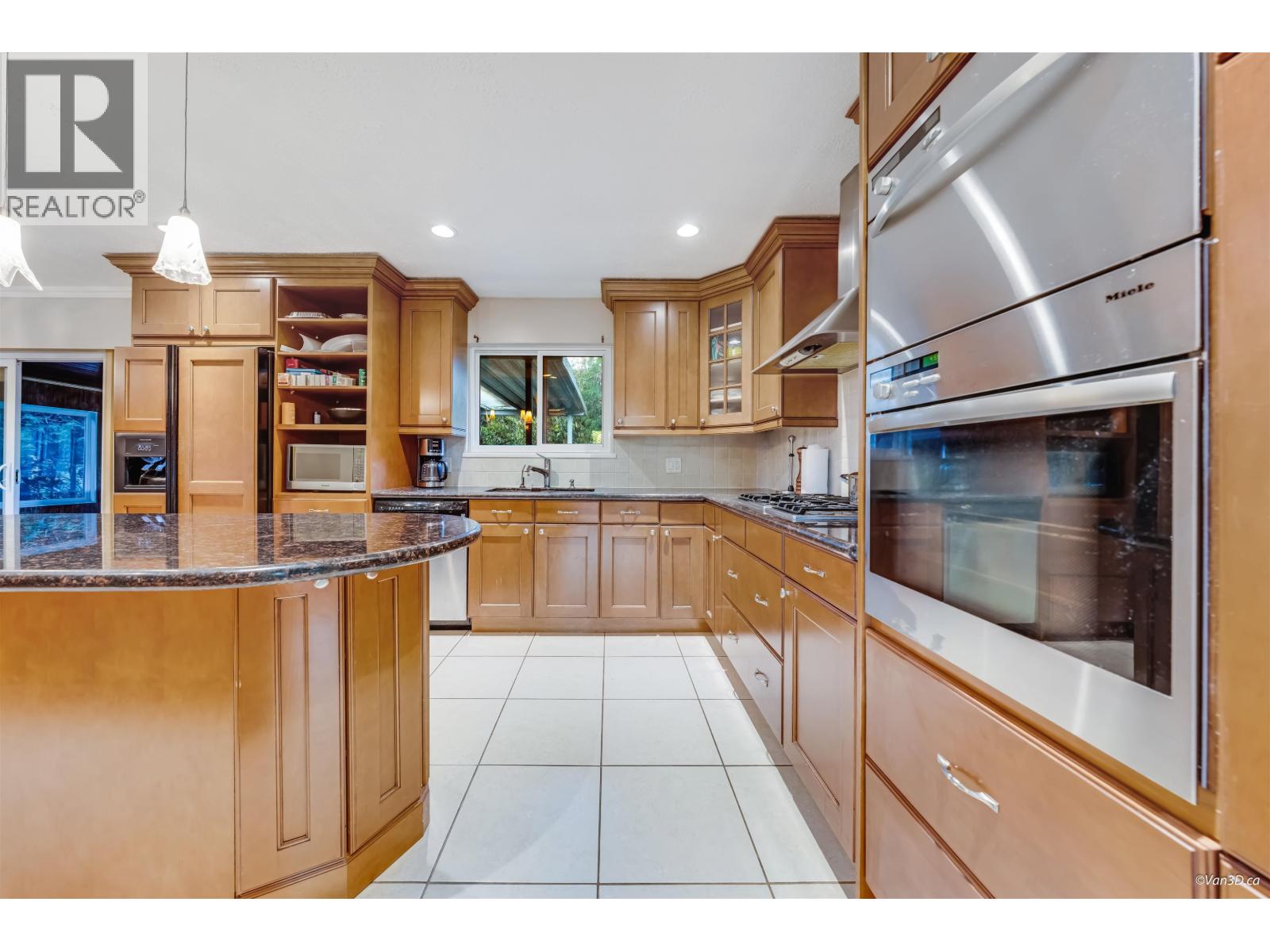 465 Felton Road, North Vancouver, British Columbia V7G 1L9 - Photo 9 - R3064854