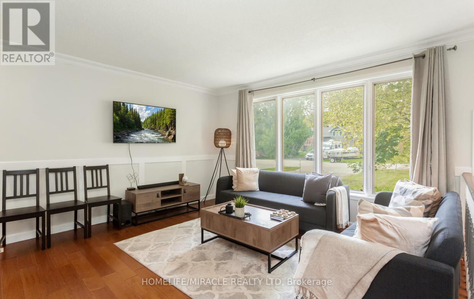 17 Kinsley Street, King (Nobleton), Ontario  L0G 1N0 - Photo 12 - N12510478