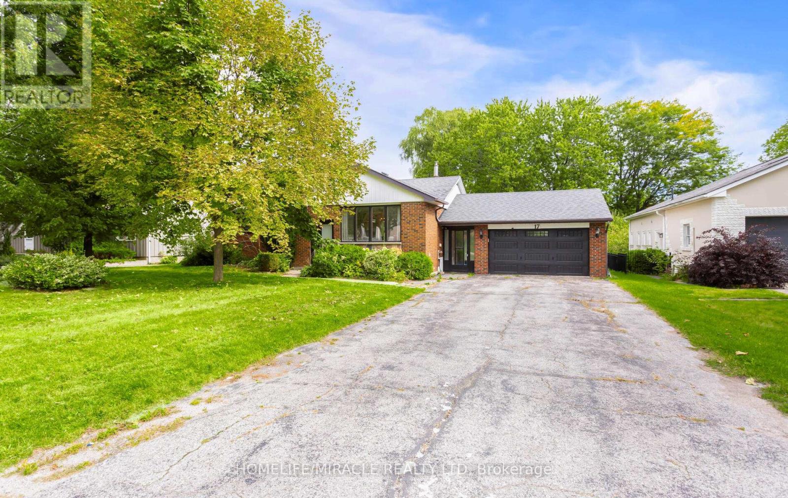 17 Kinsley Street, King (Nobleton), Ontario  L0G 1N0 - Photo 3 - N12510478