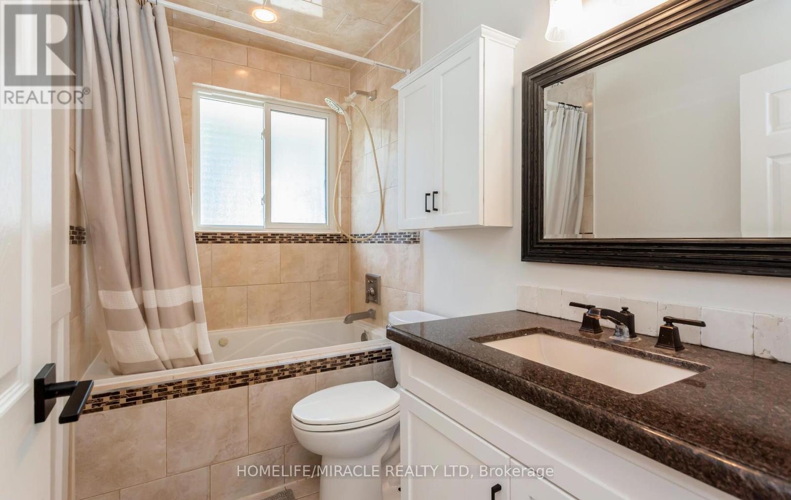 17 Kinsley Street, King (Nobleton), Ontario  L0G 1N0 - Photo 32 - N12510478