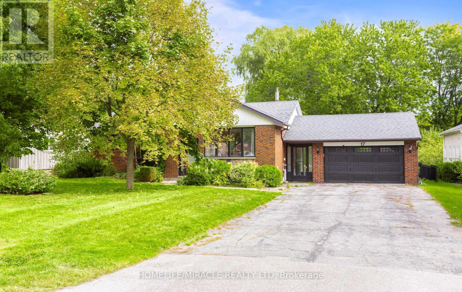 17 Kinsley Street, King (Nobleton), Ontario  L0G 1N0 - Photo 4 - N12510478