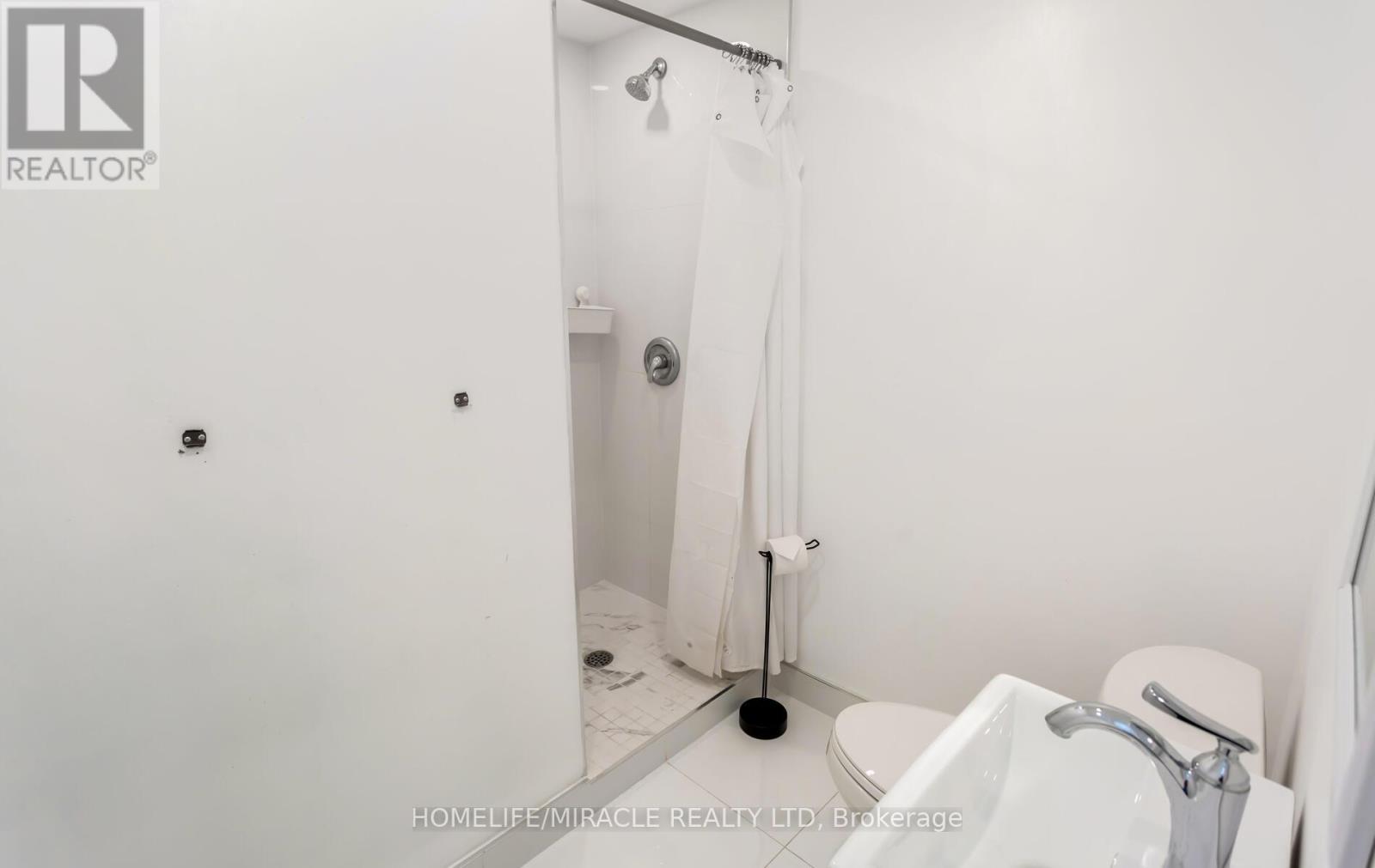 17 Kinsley Street, King (Nobleton), Ontario  L0G 1N0 - Photo 40 - N12510478