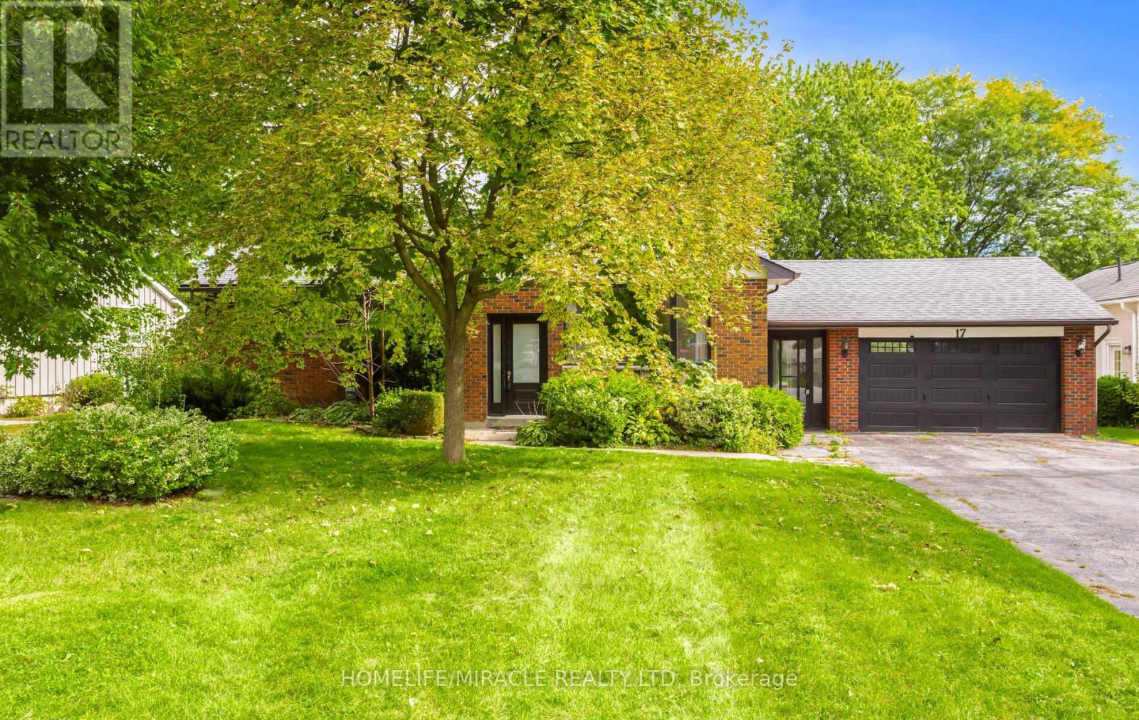 17 Kinsley Street, King (Nobleton), Ontario  L0G 1N0 - Photo 5 - N12510478