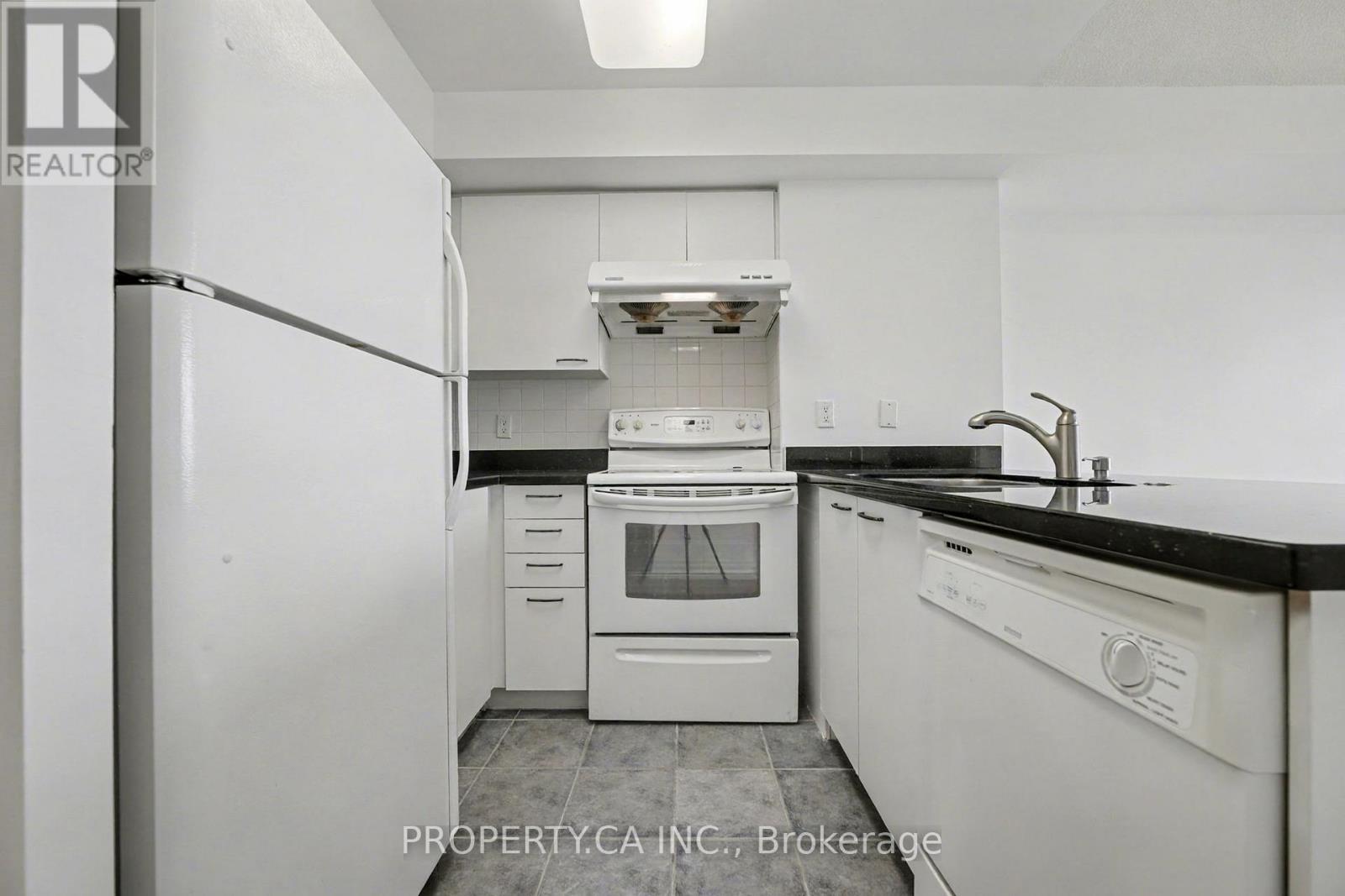 301 - 51 Times Avenue, Markham, Ontario  L3T 7X6 - Photo 11 - N12510488