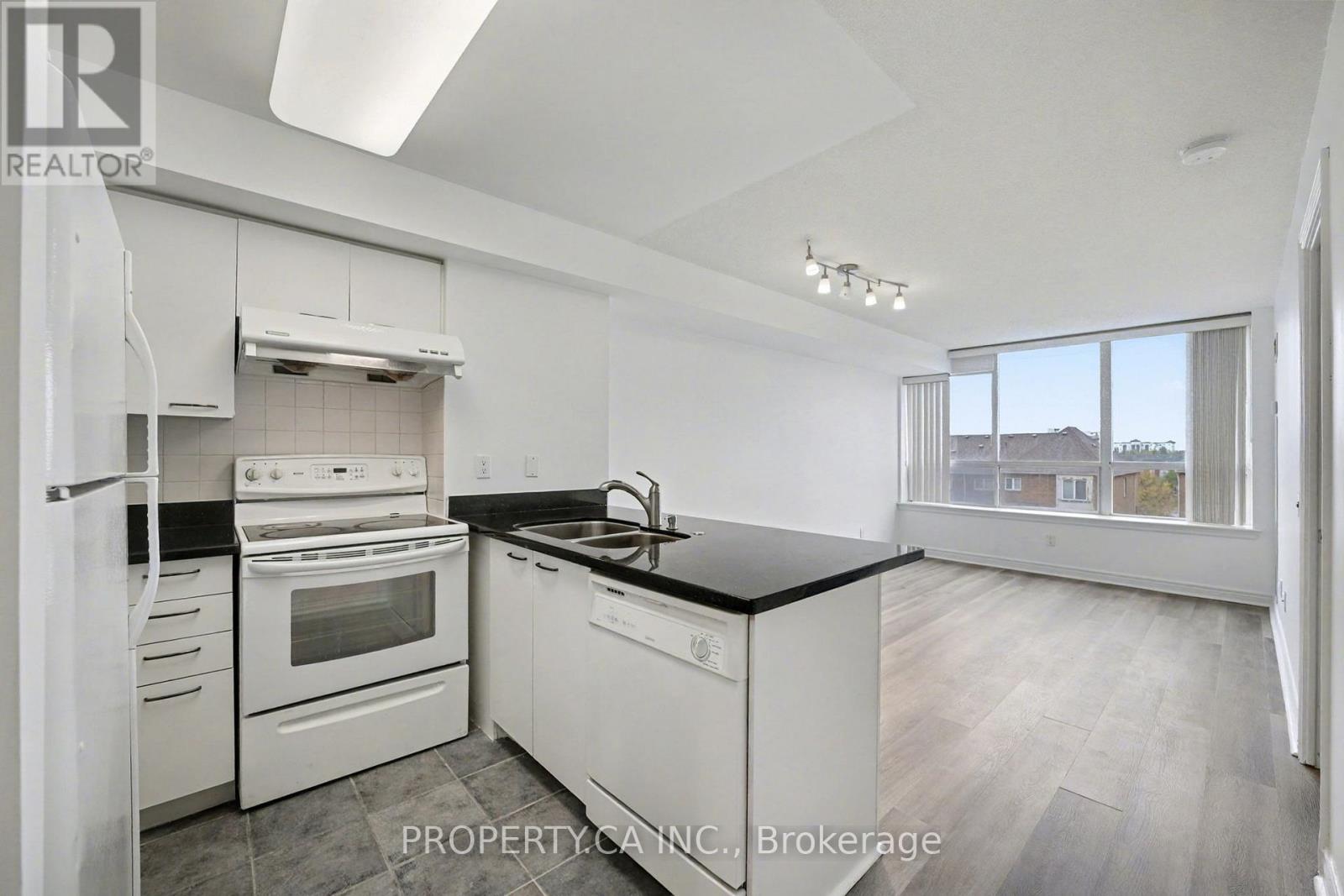 301 - 51 Times Avenue, Markham, Ontario  L3T 7X6 - Photo 14 - N12510488