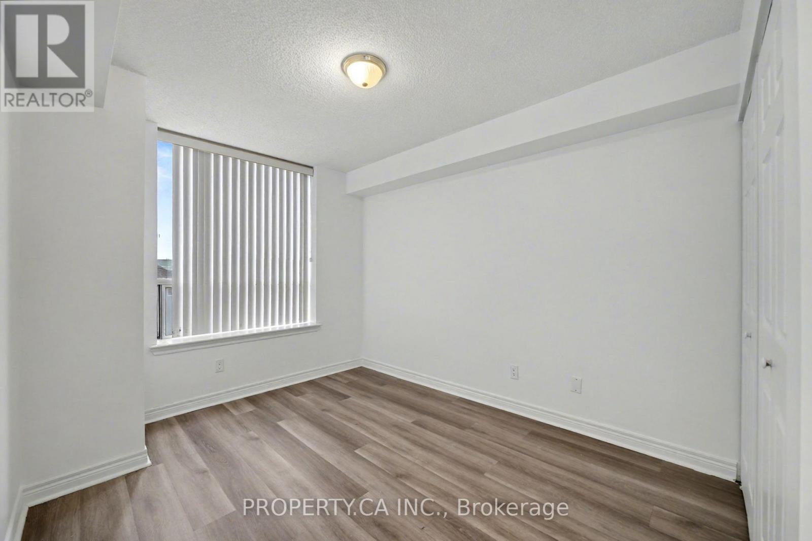 301 - 51 Times Avenue, Markham, Ontario  L3T 7X6 - Photo 8 - N12510488