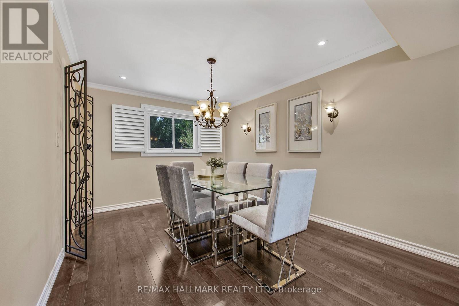 134 Romfield Circuit, Markham, Ontario  L3T 3H9 - Photo 11 - N12510492