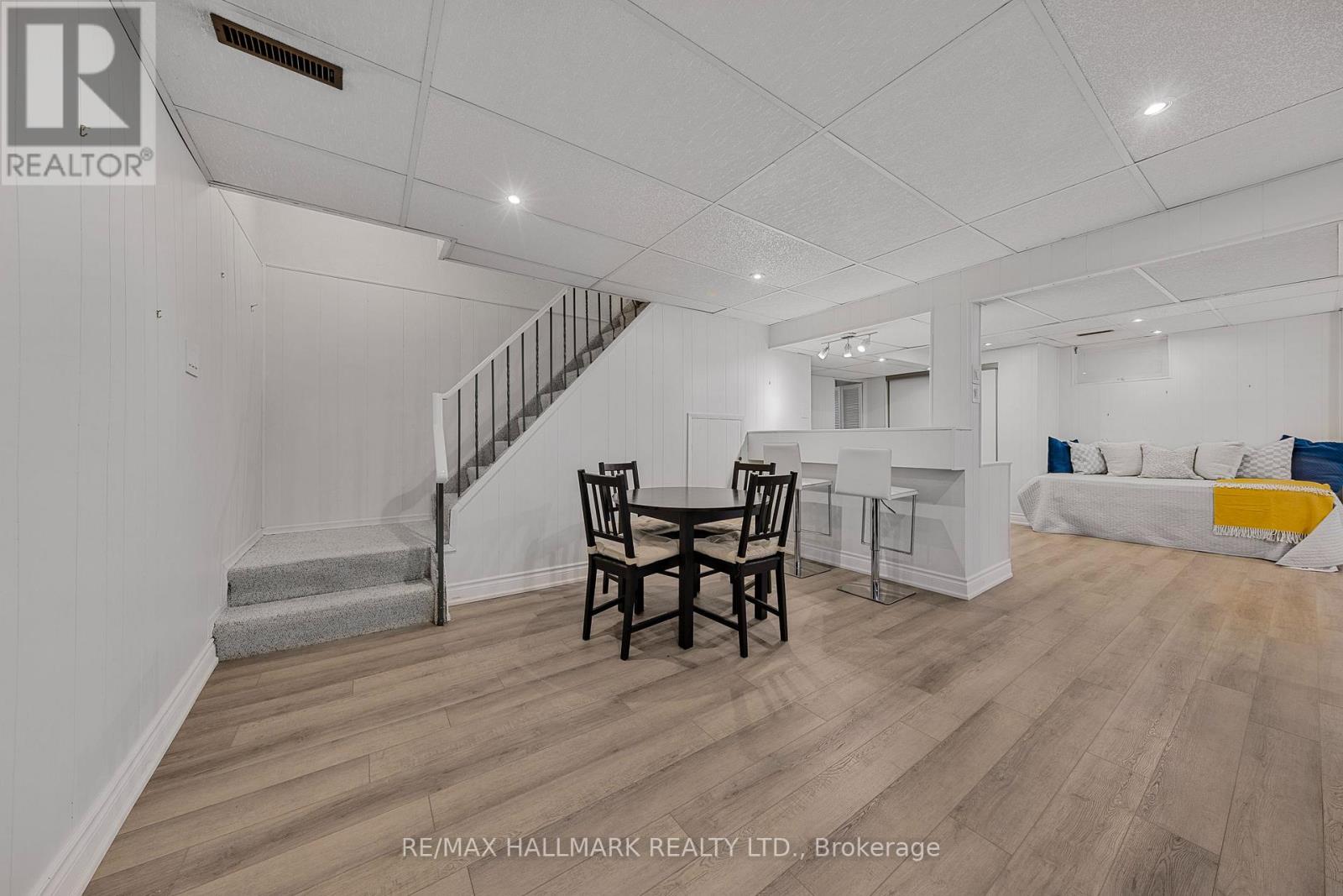 134 Romfield Circuit, Markham, Ontario  L3T 3H9 - Photo 39 - N12510492