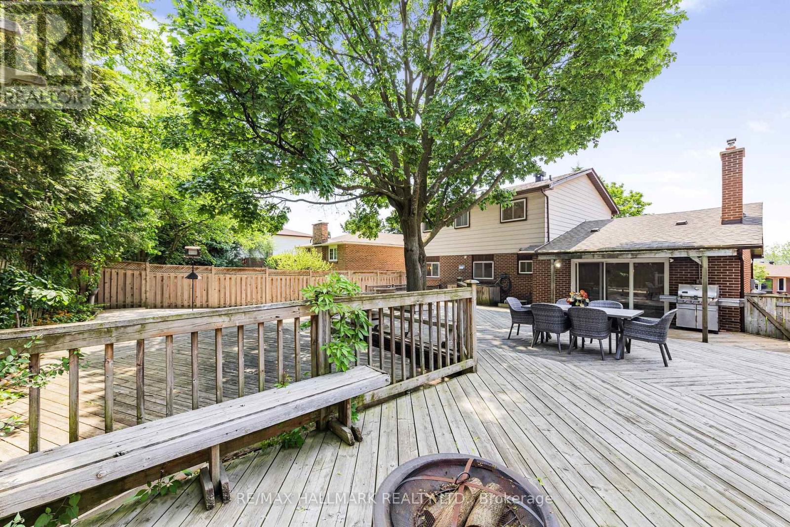 134 Romfield Circuit, Markham, Ontario  L3T 3H9 - Photo 45 - N12510492