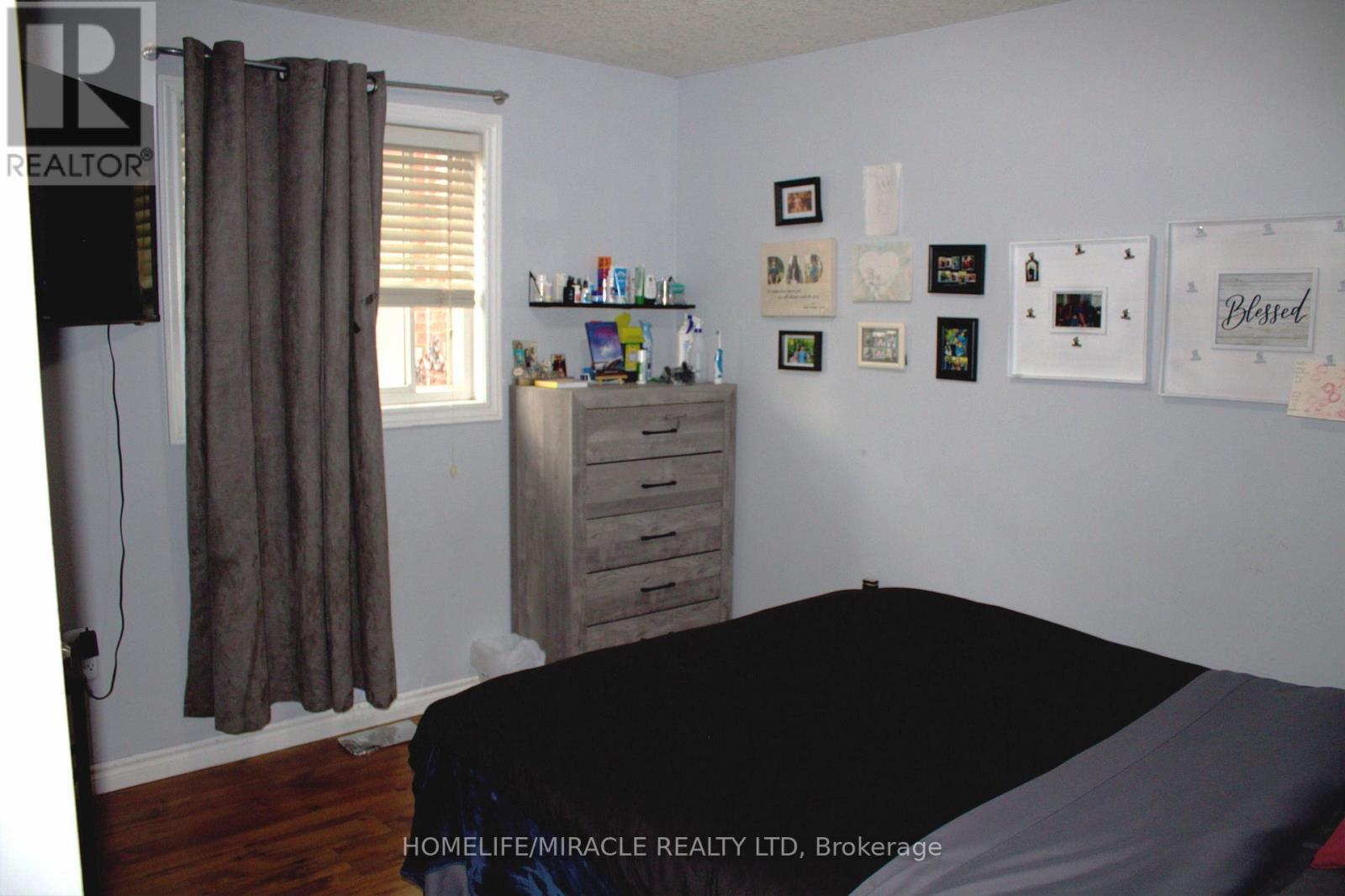 38 Dunsmore Lane, Barrie (Georgian Drive), Ontario  L4M 7A1 - Photo 11 - S12510450