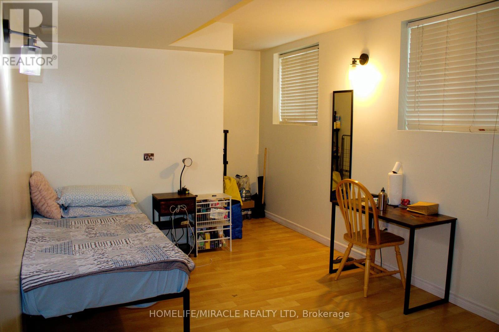 38 Dunsmore Lane, Barrie (Georgian Drive), Ontario  L4M 7A1 - Photo 14 - S12510450