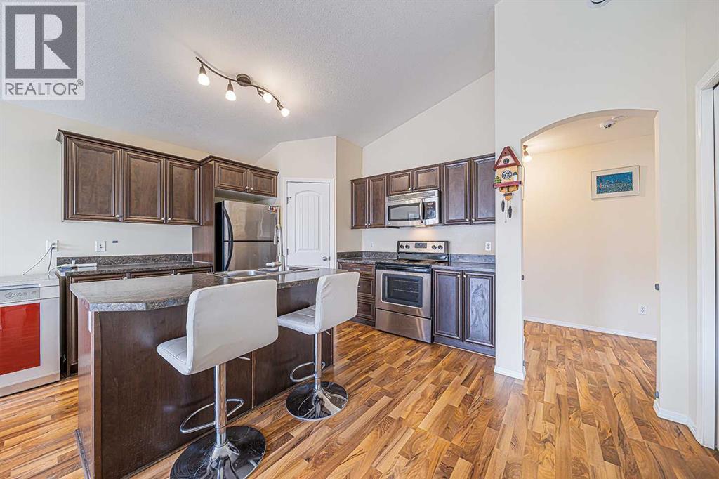 202, 31 Panatella Landing Nw, Calgary, Alberta  T3K 0K8 - Photo 6 - A2259603