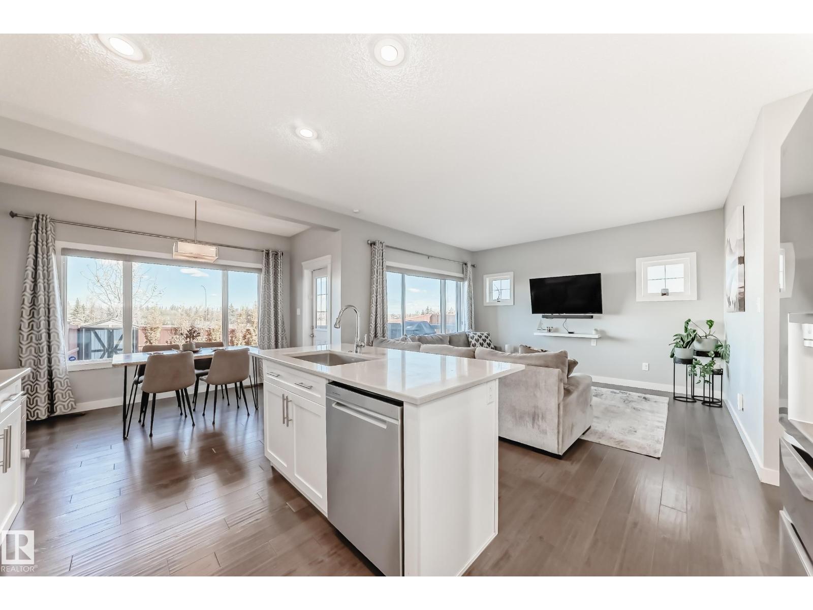 82 Tribute Cm, Spruce Grove, Alberta  T7X 0W6 - Photo 13 - E4463146