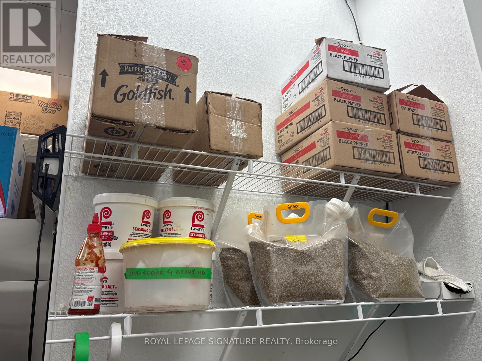 1200 Lambton Mall Road, Sarnia, Ontario N7S 5R6 - Photo 11 - X12510470