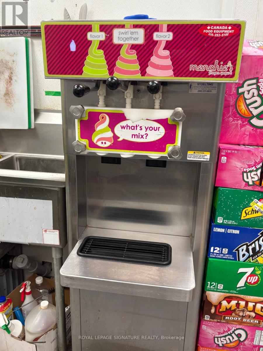 1200 Lambton Mall Road, Sarnia, Ontario N7S 5R6 - Photo 15 - X12510470