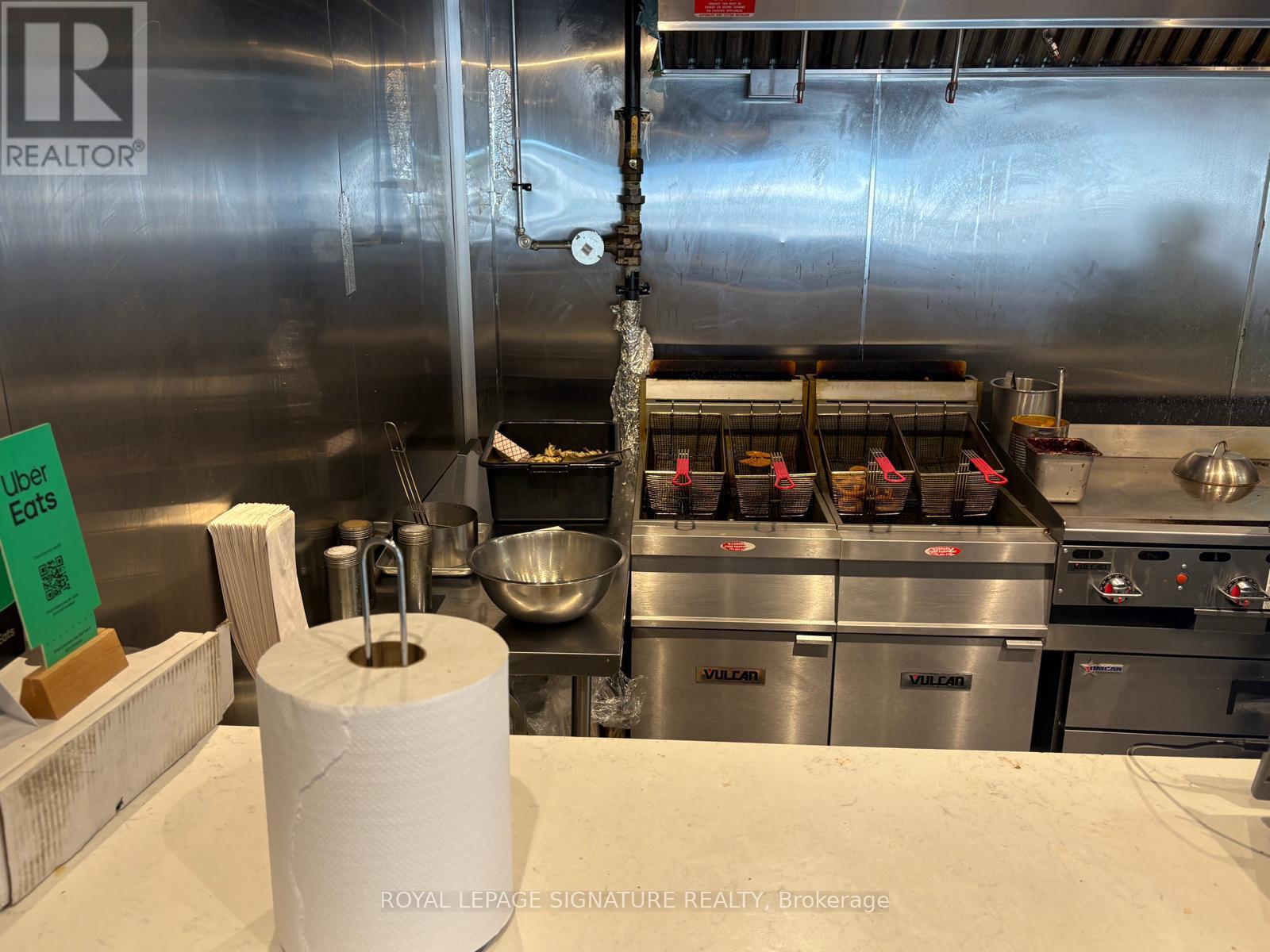 1200 Lambton Mall Road, Sarnia, Ontario N7S 5R6 - Photo 18 - X12510470