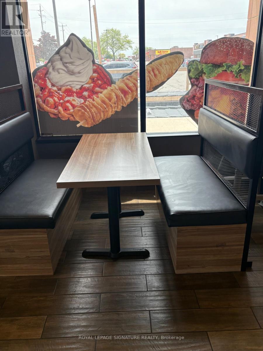 1200 Lambton Mall Road, Sarnia, Ontario N7S 5R6 - Photo 19 - X12510470