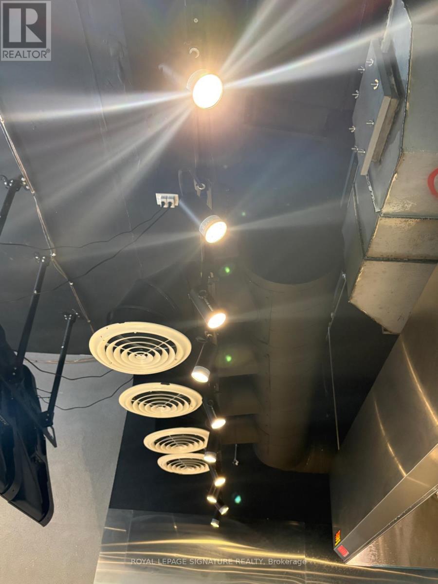 1200 Lambton Mall Road, Sarnia, Ontario N7S 5R6 - Photo 27 - X12510470