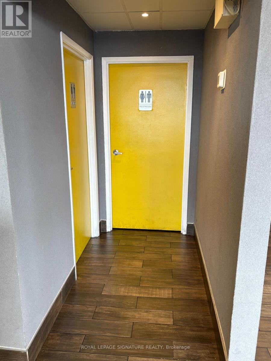 1200 Lambton Mall Road, Sarnia, Ontario N7S 5R6 - Photo 7 - X12510470