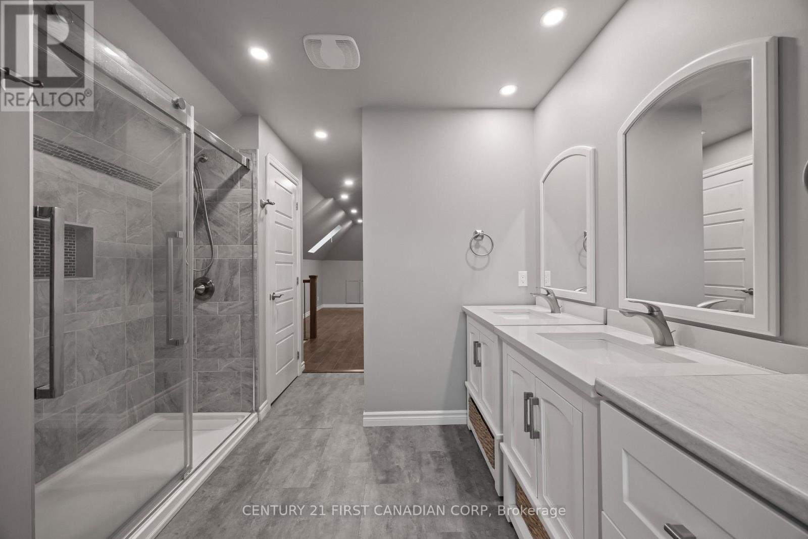 2 - 92 Hincks Street, St. Thomas, Ontario  N5R 3P2 - Photo 23 - X12510518