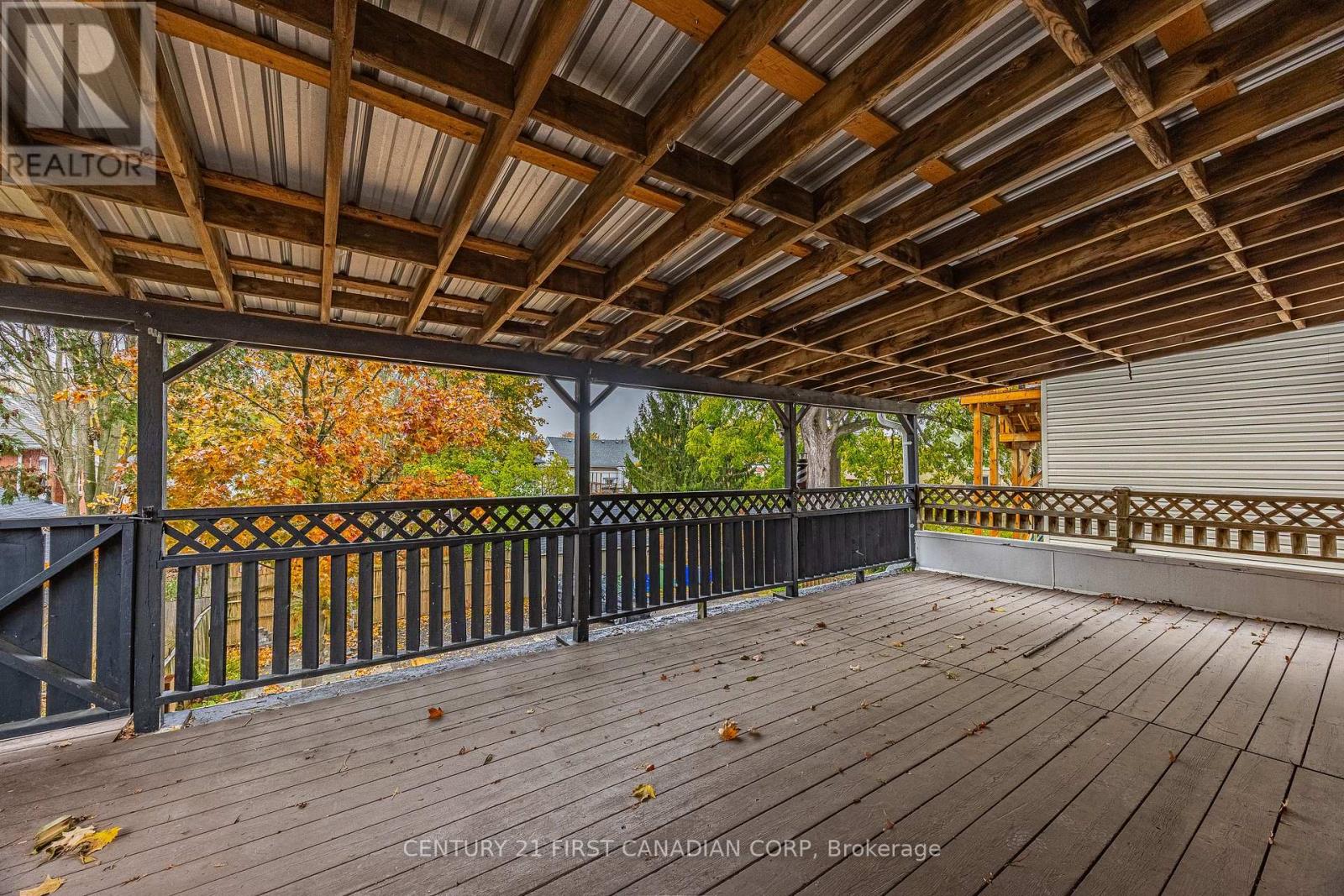 2 - 92 Hincks Street, St. Thomas, Ontario  N5R 3P2 - Photo 25 - X12510518