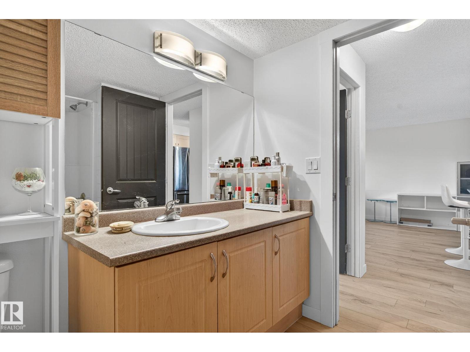 #203 13908 136 St Nw, Edmonton, Alberta  T6V 1Y4 - Photo 14 - E4464730