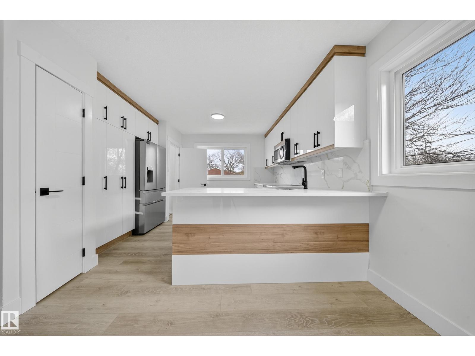 12307 85 St Nw, Edmonton, Alberta  T5B 3H1 - Photo 11 - E4464732