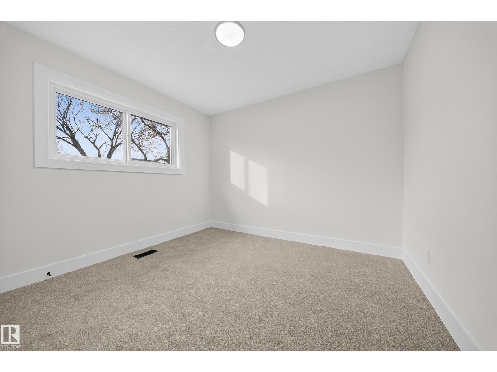 12307 85 St Nw, Edmonton, Alberta  T5B 3H1 - Photo 8 - E4464732