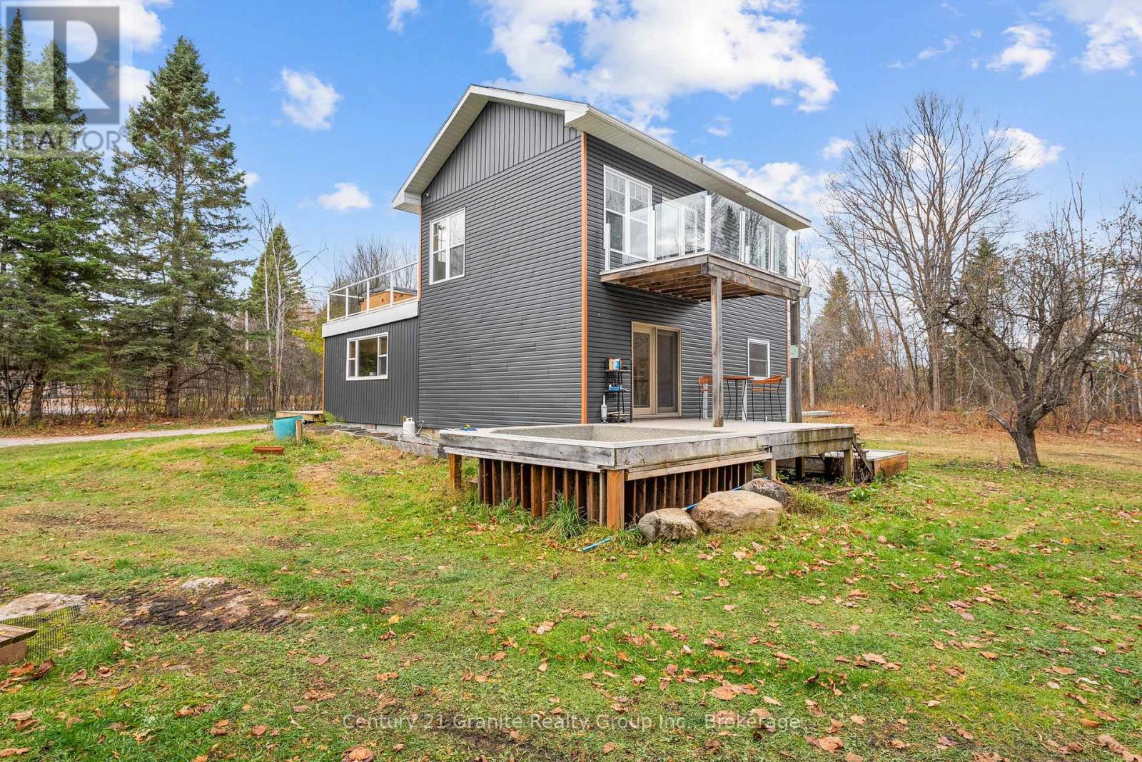 1126 Rice Road, Minden Hills, Ontario K0M 2K0 - Photo 39 - X12508336