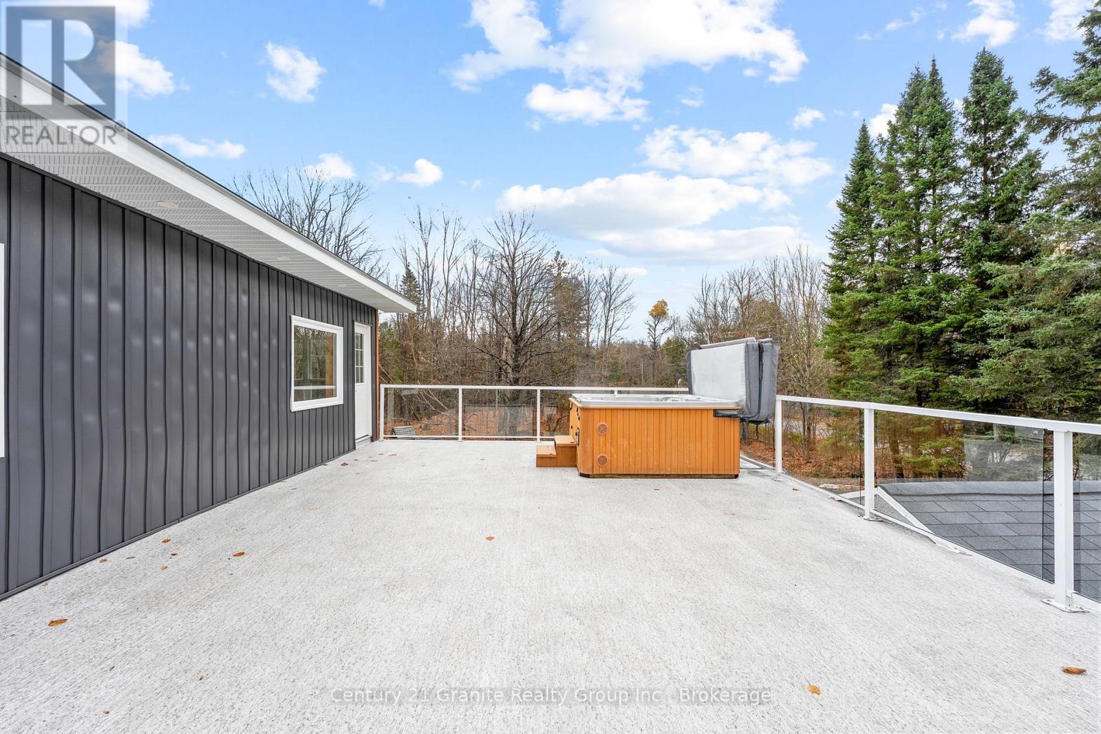 1126 Rice Road, Minden Hills, Ontario K0M 2K0 - Photo 35 - X12508336