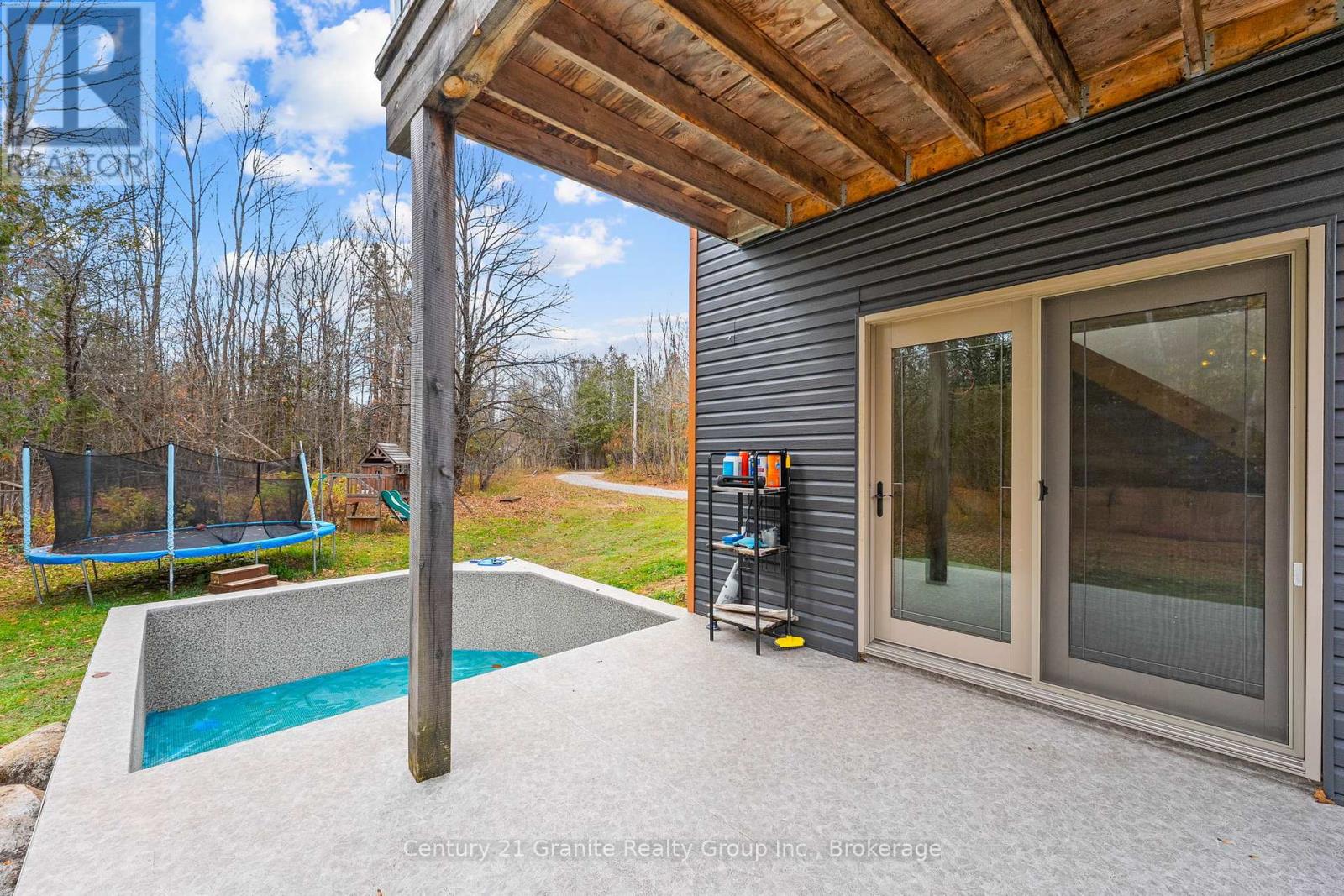 1126 Rice Road, Minden Hills, Ontario K0M 2K0 - Photo 42 - X12508336