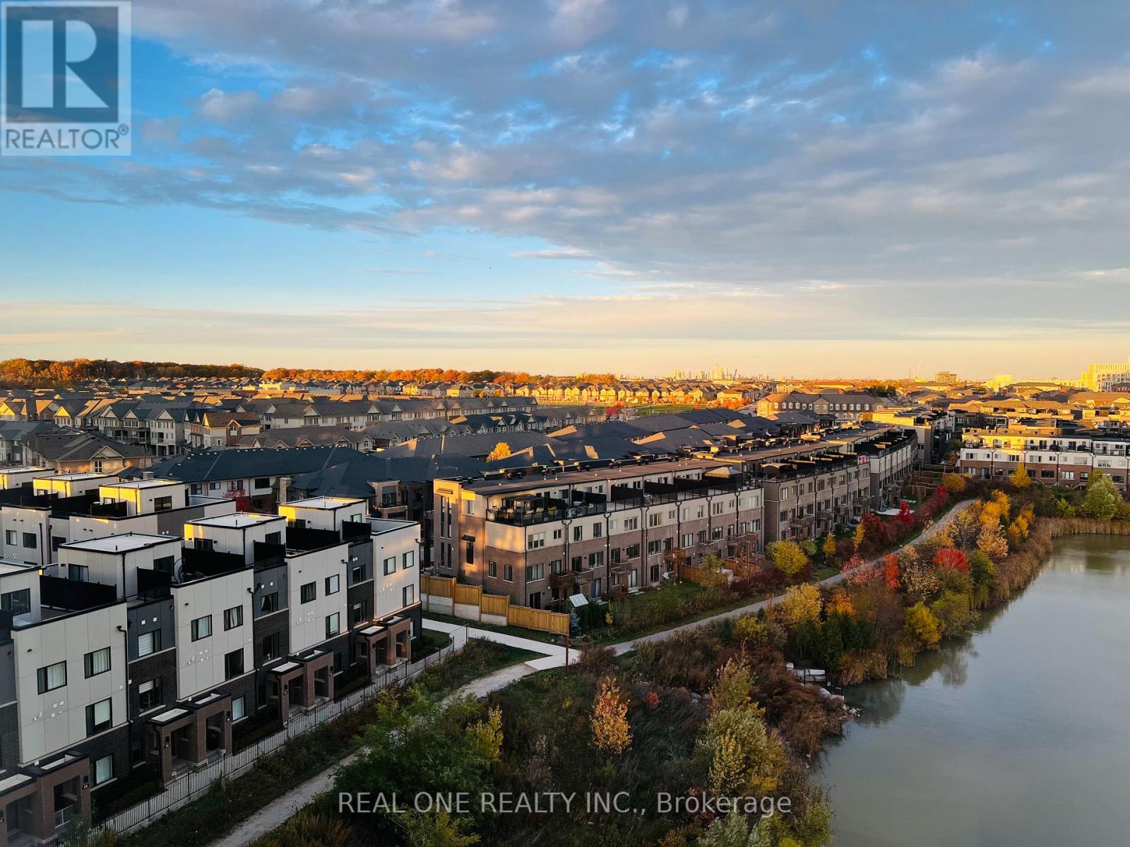 804 - 3071 Trafalgar Road, Oakville, Ontario  L6H 8C6 - Photo 19 - W12495698