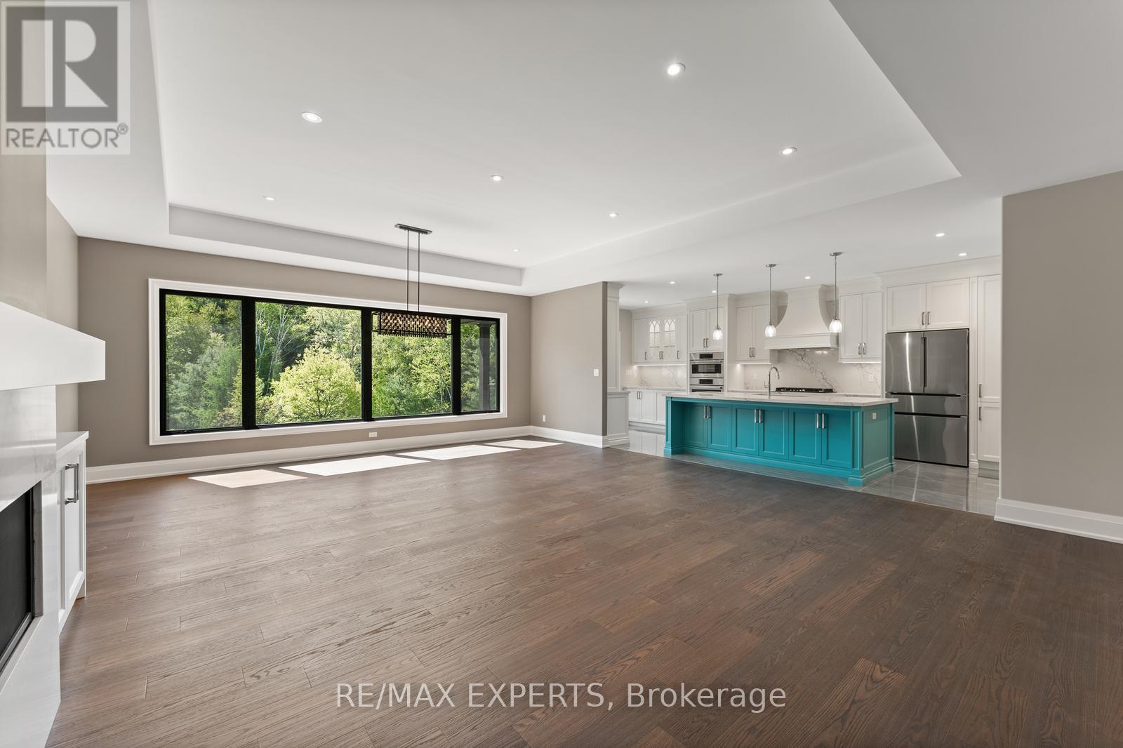 211 Pine Avenue, Caledon, Ontario L7E 3S7 - Photo 11 - W12506994