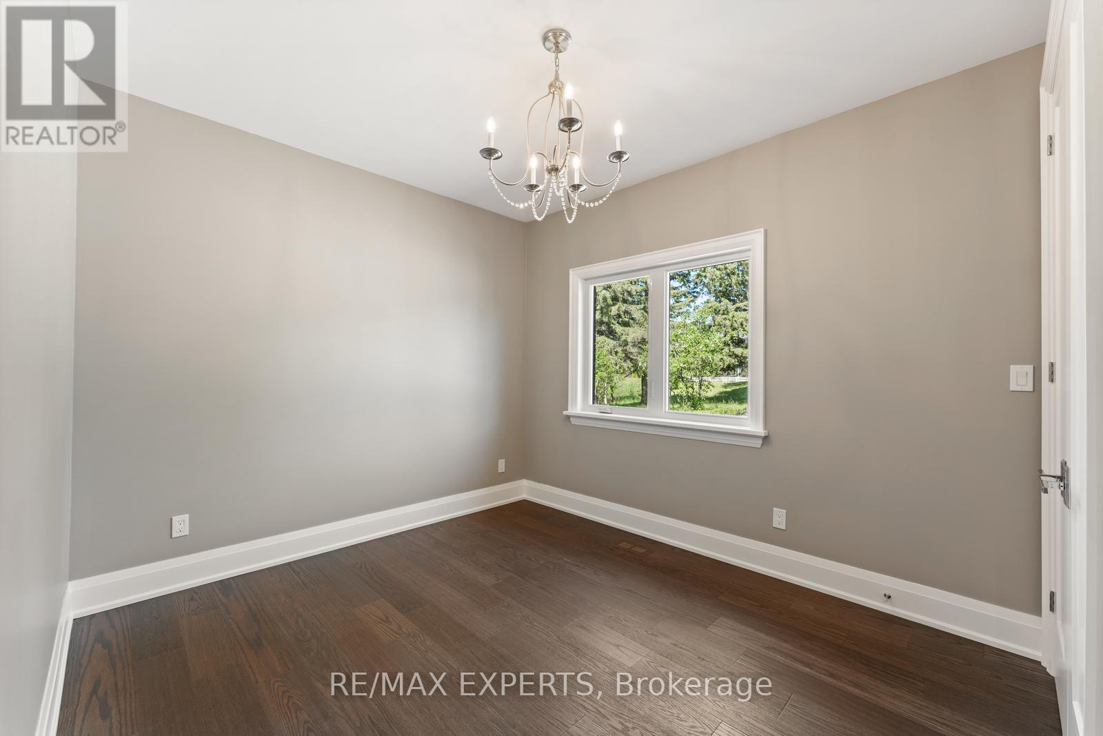 211 Pine Avenue, Caledon, Ontario L7E 3S7 - Photo 29 - W12506994