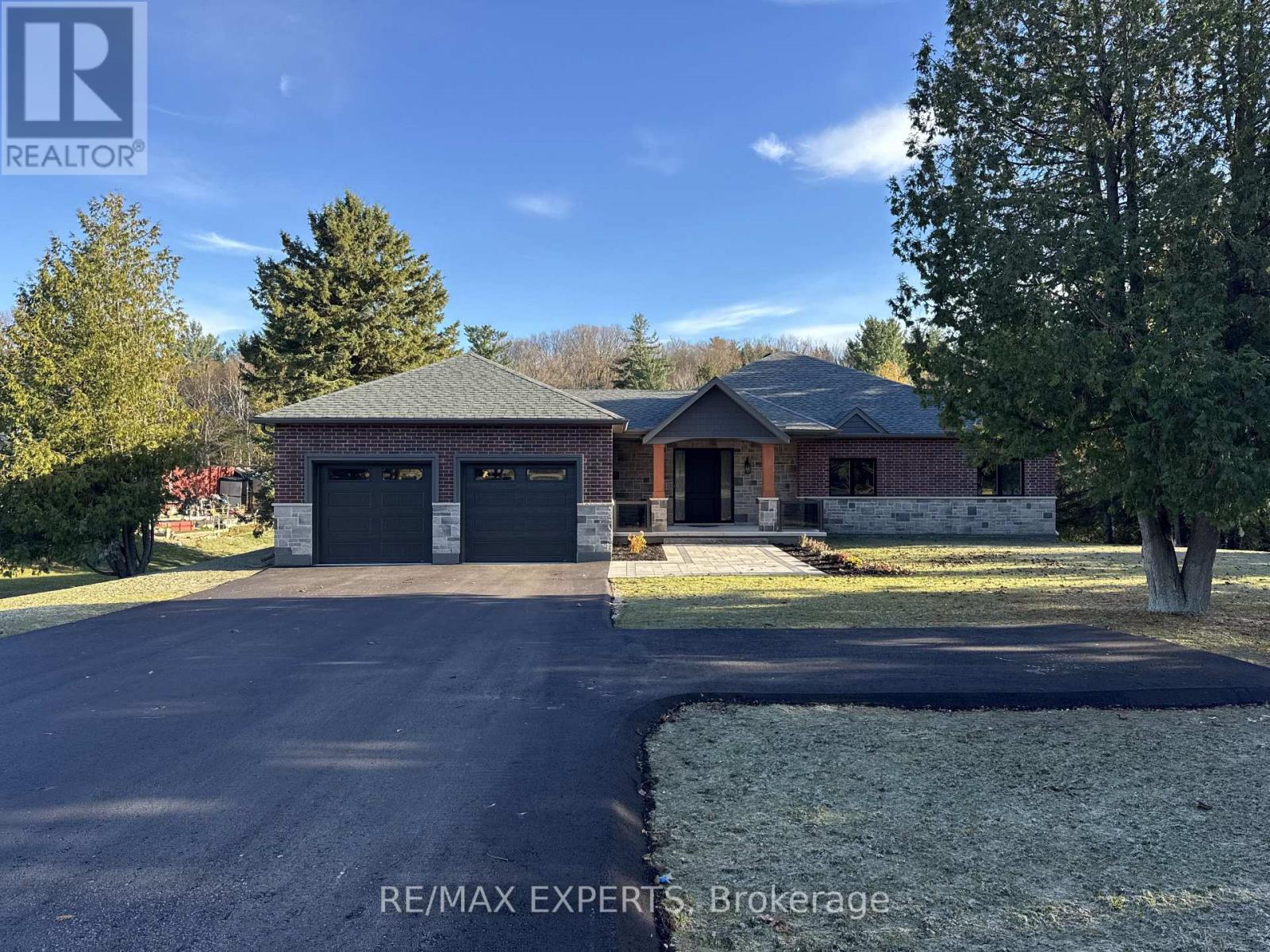 211 PINE AVENUE, Caledon, Ontario